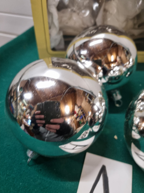 kerstballen groot zilverkleurig 4x [a900]