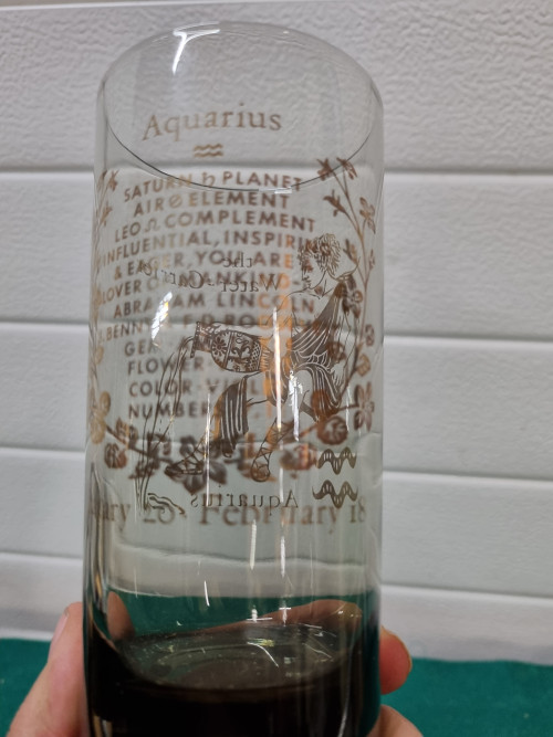 Glas waterman aquarius sterrebeeld