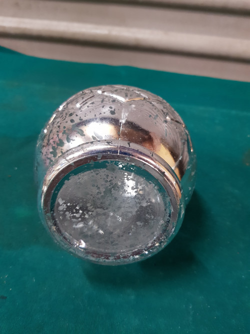 karaf van glas zilver bevlekt