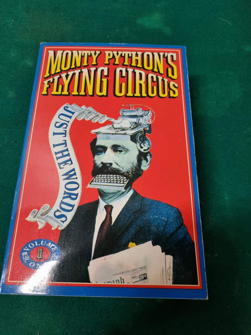 boek monty python's flying circus
